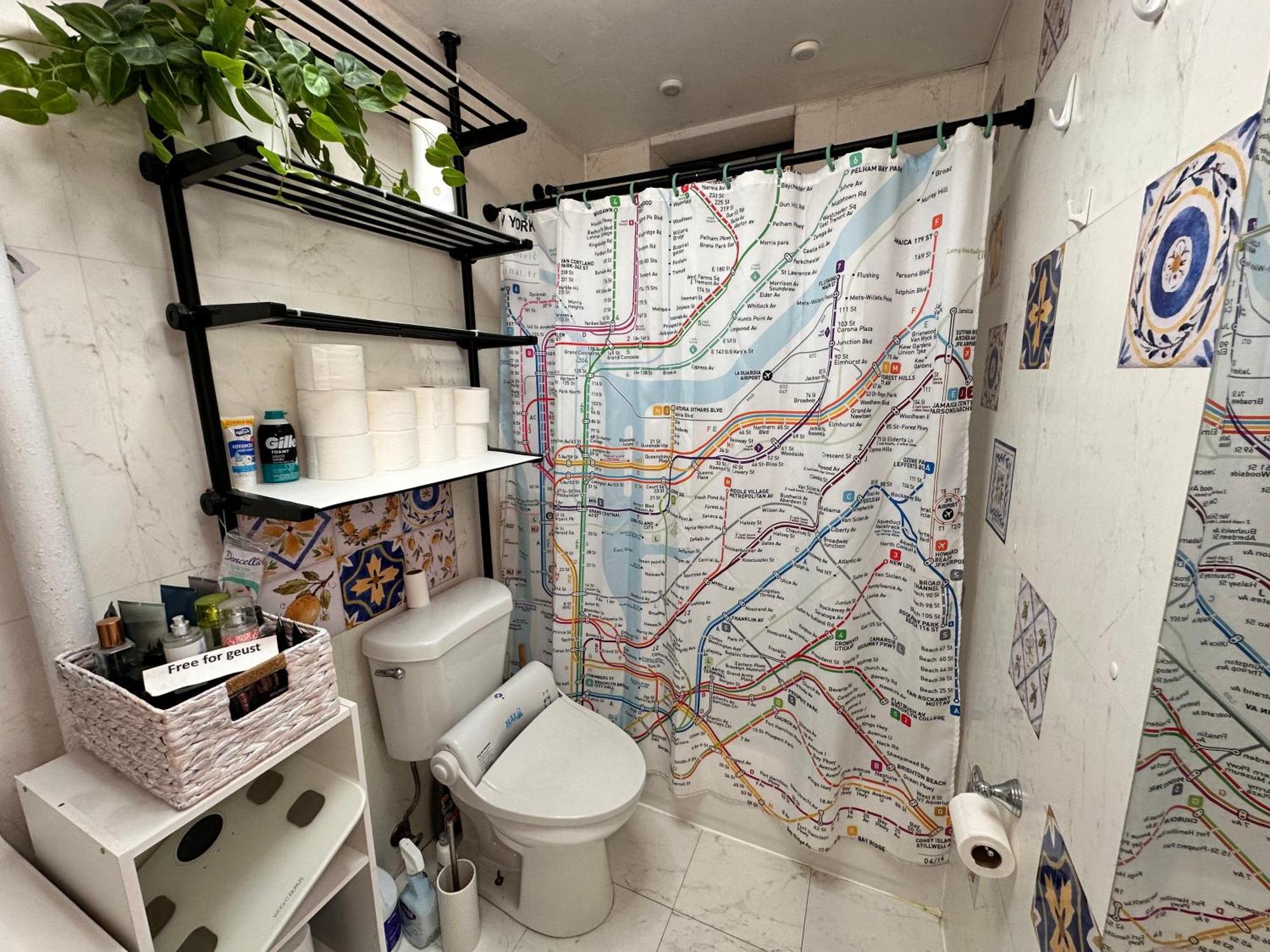 Tropical Comfort Room In Harlem Cozy Stay With Snacks & Style Nowy Jork Zewnętrze zdjęcie